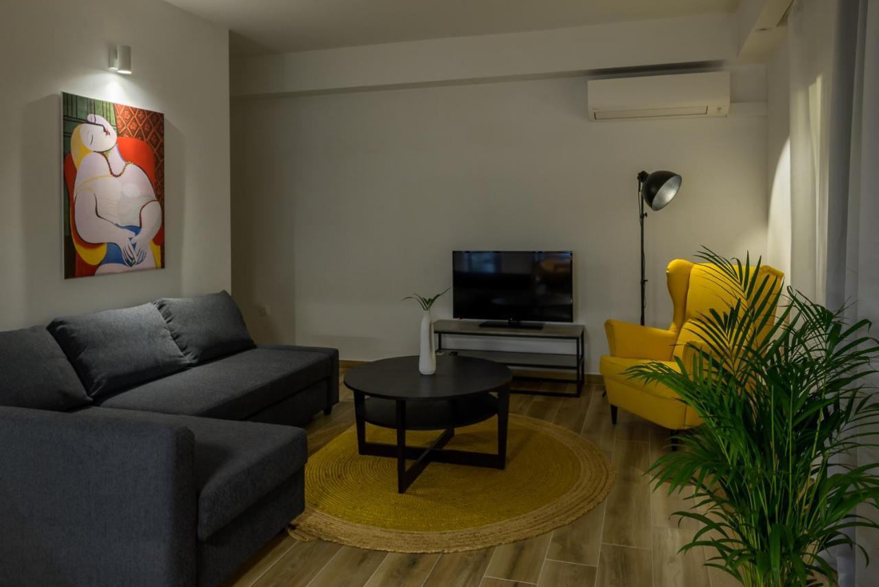 Alyvia Central Apartment 1 Ioannina Exterior photo